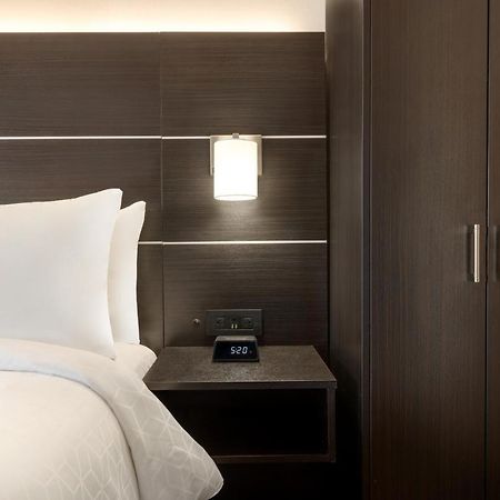Holiday Inn Express - Jamaica - Jfk Airtrain - Nyc By Ihg New York Exterior photo